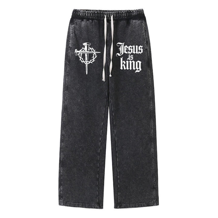 Christianartworkshop Pantaloni della tuta lavati con croce gotica a chiodi e scritta "Gesù è re" - Nero - XL - image 0