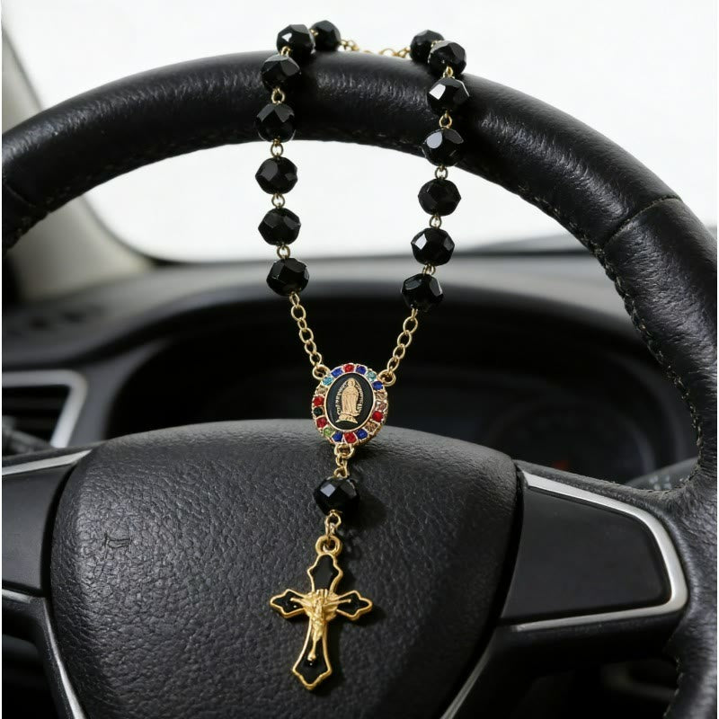 Christianartworkshop Elegante medaglione smaltato con crocifisso e rosario per auto: emblema di pace e sacro conforto - image 1
