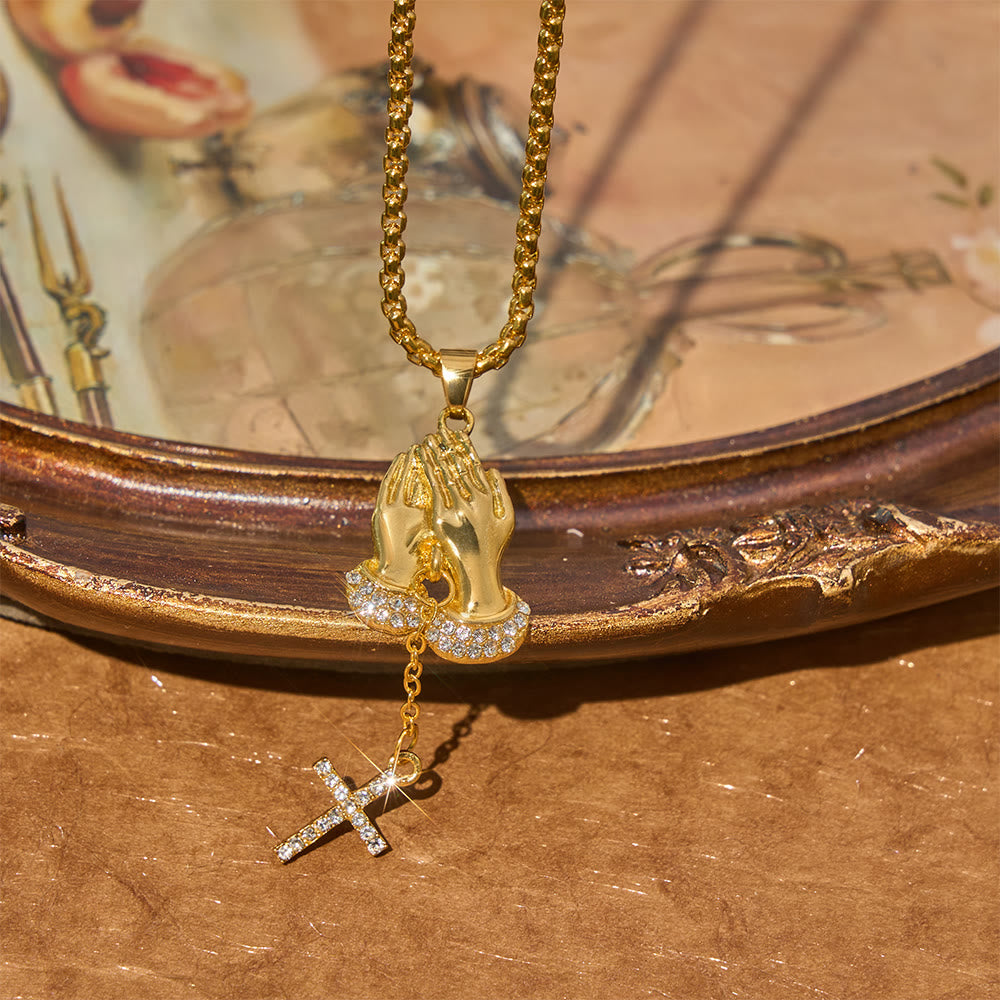 Christianartworkshop Collana con croce a mani giunte in preghiera e decorazioni in cristallo: simbolo di pace celeste - D'oro - image 4