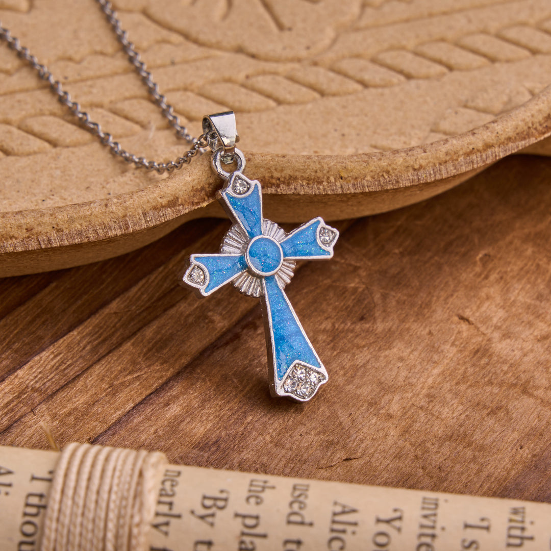 Christianartworkshop Collana con ciondolo a croce in smalto dai colori vivaci: simbolo di devota grazia celeste. - Blu - image 2