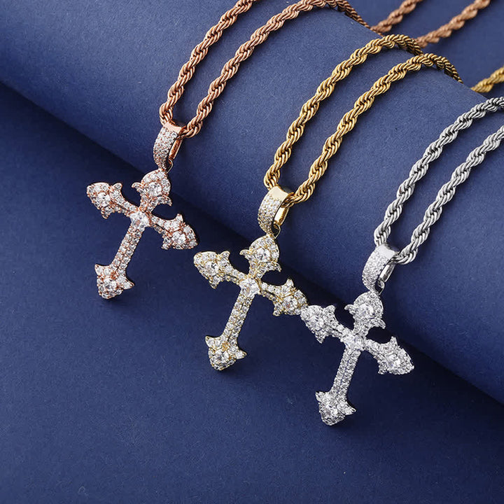 Christianartworkshop Collana con pendente a croce scintillante tempestata di pavé: simbolo di nobile rifugio divino - image 4