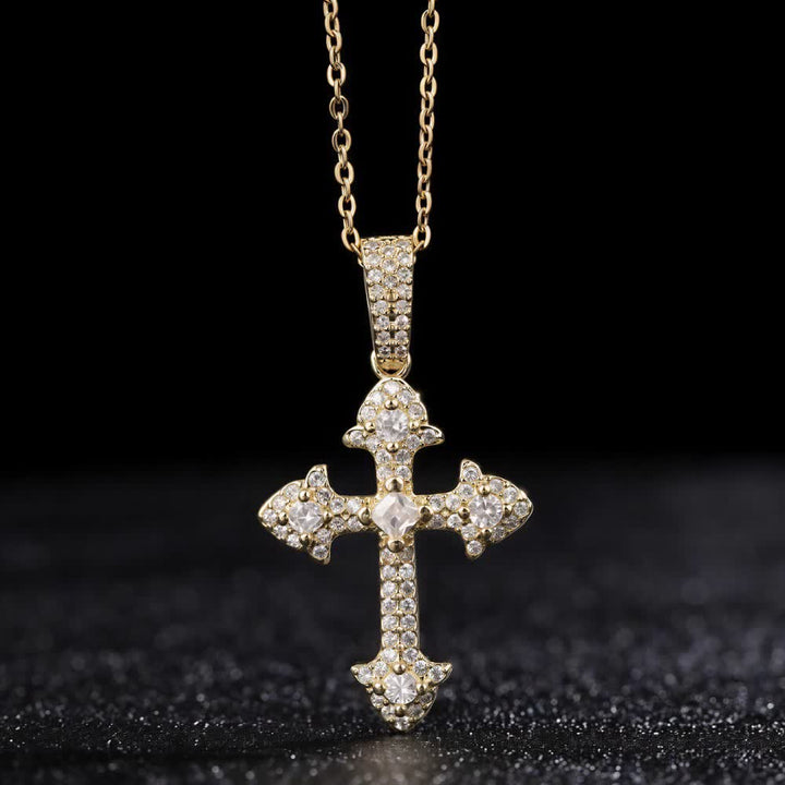 Christianartworkshop Collana con pendente a croce scintillante tempestata di pavé: simbolo di nobile rifugio divino - D'oro - image 0