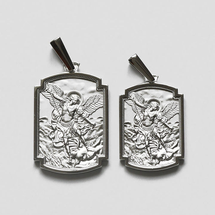 Christianartworkshop Ciondolo in argento sterling con versetto biblico di San Michele: simbolo di santa difesa. - image 1