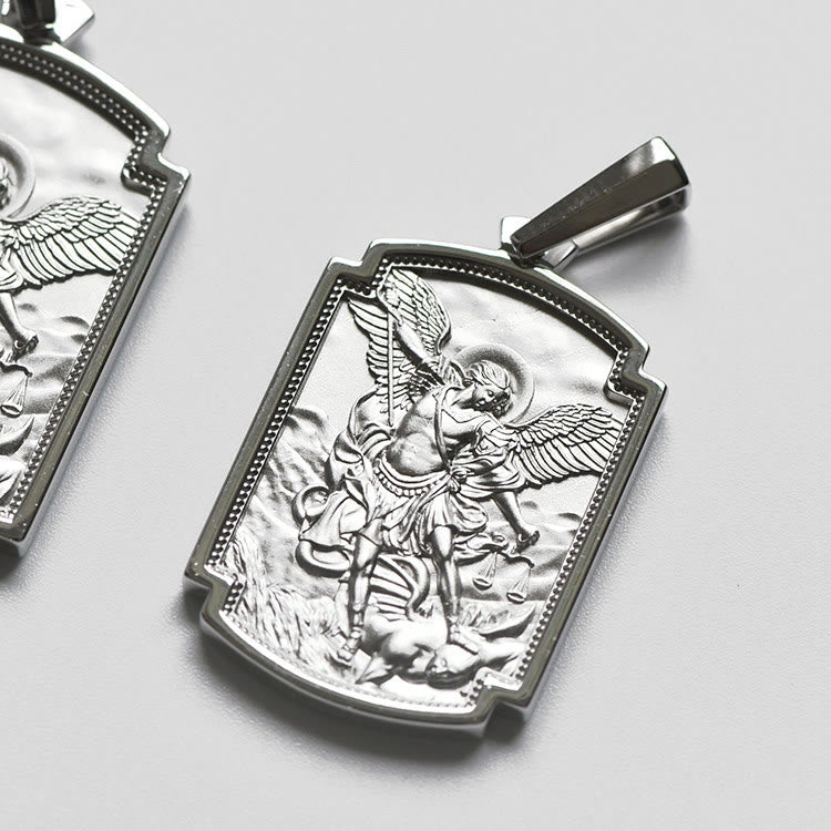 Christianartworkshop Ciondolo in argento sterling con versetto biblico di San Michele: simbolo di santa difesa. - image 2