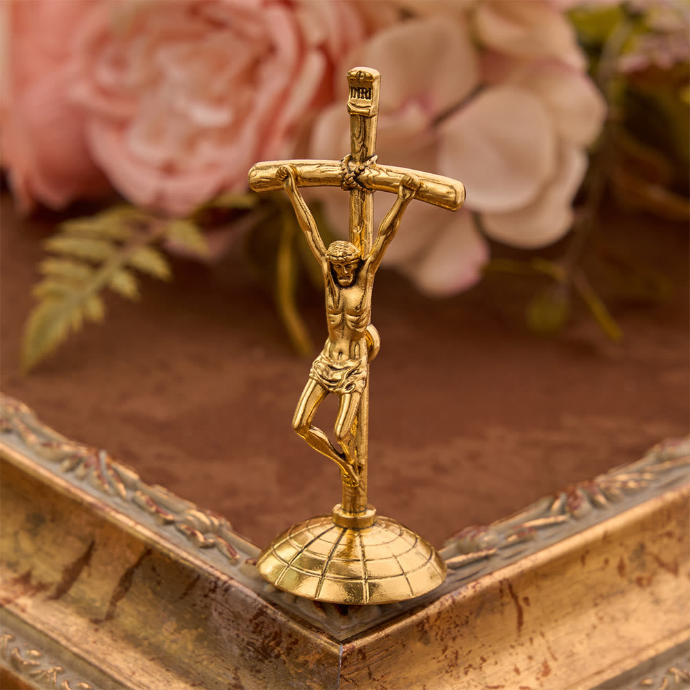 Christianartworkshop Statua da scrivania con crocifisso a bassorilievo dettagliato: segno di una devozione redentrice senza tempo. - image 1