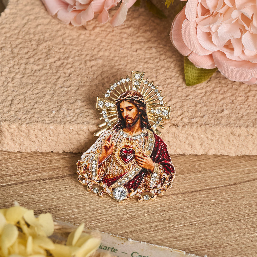 Christianartworkshop Spilla dettagliata in lega di zinco con figura sacra: simbolo di calma e grazia eterna. - Gesù - image 0