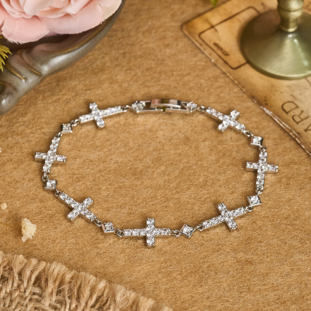 Christianartworkshop Bracciale con catena a croce di cristallo sequenziale: simbolo di protezione divina ininterrotta - image 6