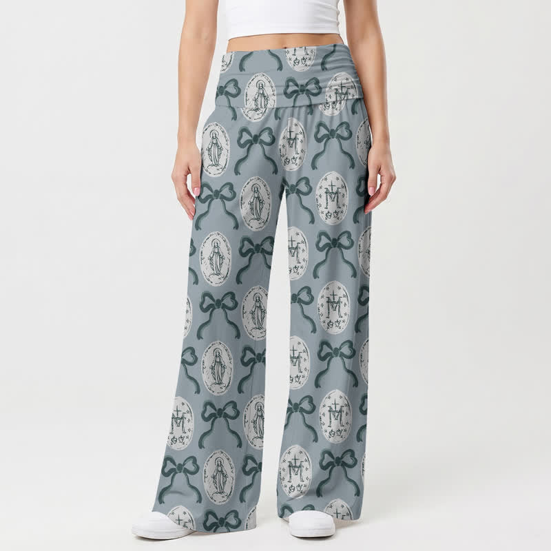 Christianartworkshop Pantaloni da donna a gamba larga con stampa a medaglione e fiocco, nei toni del blu e del grigio. - image 2