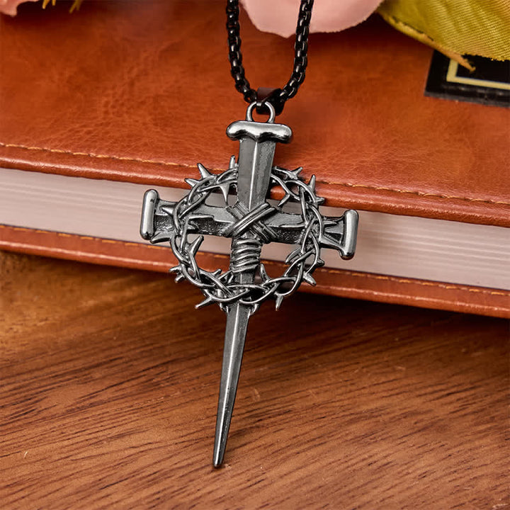 Christianartworkshop Collana con croce in lega e chiodo a corona di spine sacra: simbolo di calma e pace duratura - Nero - image 2