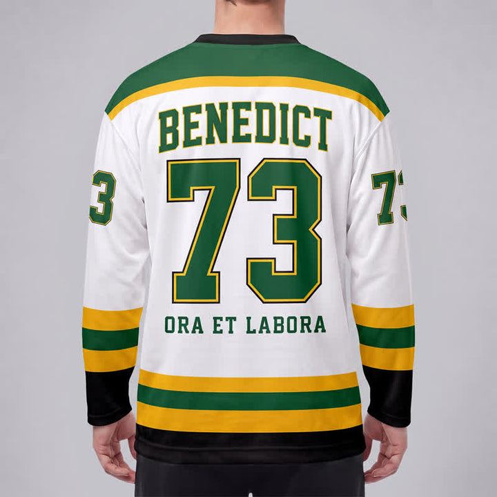 Christianartworkshop Maglia da hockey St. Benedict 73 con stemma bianco, verde e oro. - image 4