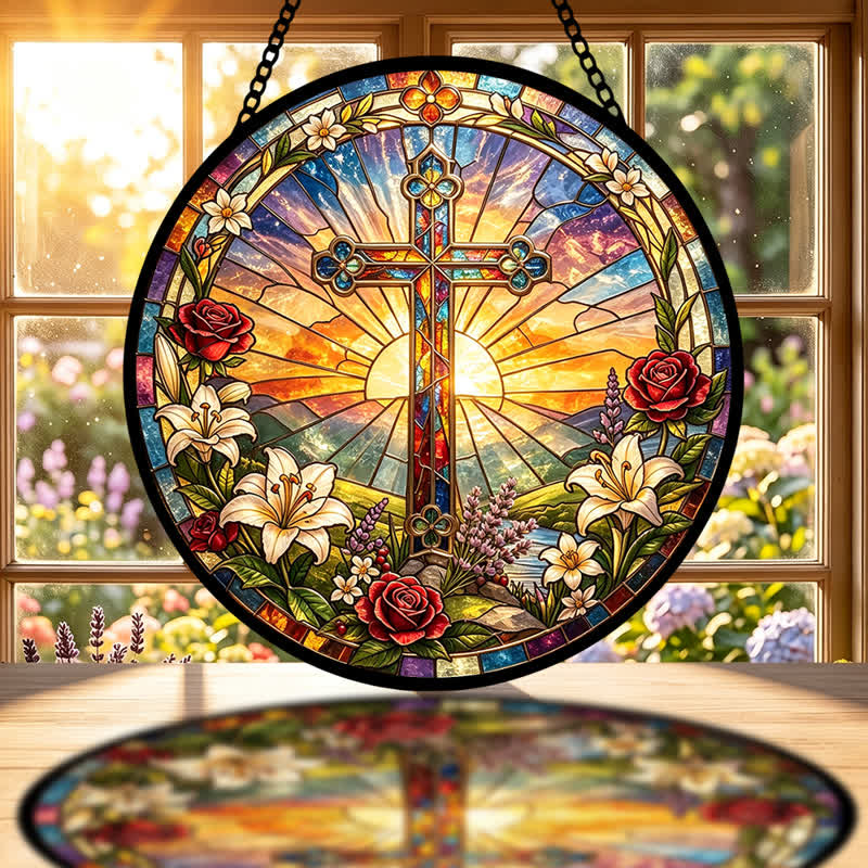 Christianartworkshop Acchiappasole in vetro con croce e ghirlanda di gigli e rose: emblema di dolce purezza divina. - image 1