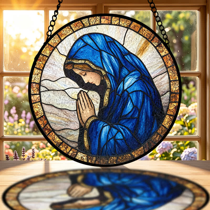 Christianartworkshop Acchiappasole in vetro colorato raffigurante la Madonna in preghiera: emblema della pura grazia celeste - image 1