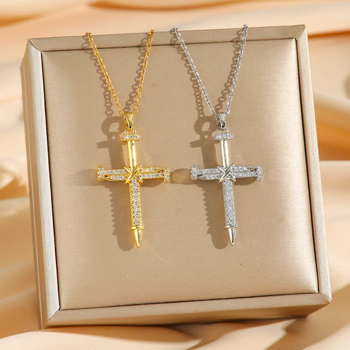 Christianartworkshop Collana con croce inchiodata in acciaio al titanio: simbolo di protezione divina senza tempo. - image 0