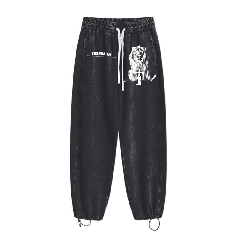 Christianartworkshop Pantaloni della tuta lavati, vestibilità comoda, con scritta "Joshua 1:9 Lion Courage". - image 10