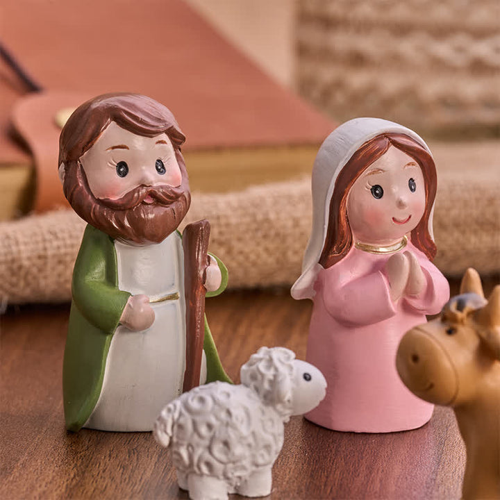 Christianartworkshop Set di personaggi della Natività realizzati a mano con precisione: simbolo di tenue luce celeste. - image 7