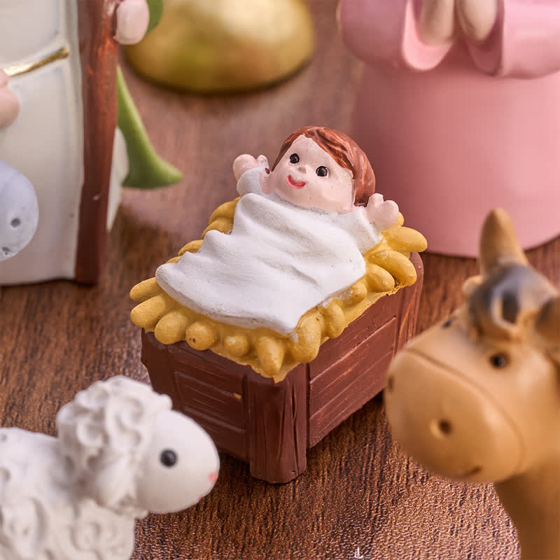 Christianartworkshop Set di personaggi della Natività realizzati a mano con precisione: simbolo di tenue luce celeste. - image 8