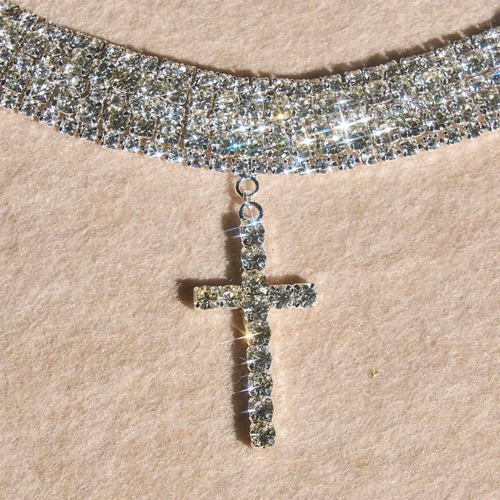 Christianartworkshop Collana girocollo con croce e strass scintillanti: simbolo di infallibile grazia divina - image 4