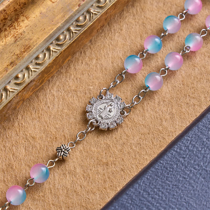 Christianartworkshop Rosario ornato con medaglia della Madonna Miracolosa e perline di vetro: segno di protezione divina. - image 2