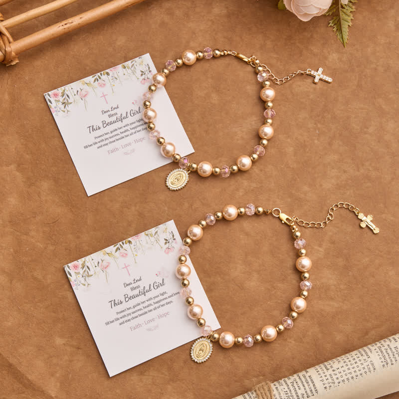 Christianartworkshop Bracciale di perle con crocifisso e ciondolo della Madonna: segno di eterna grazia divina - image 2