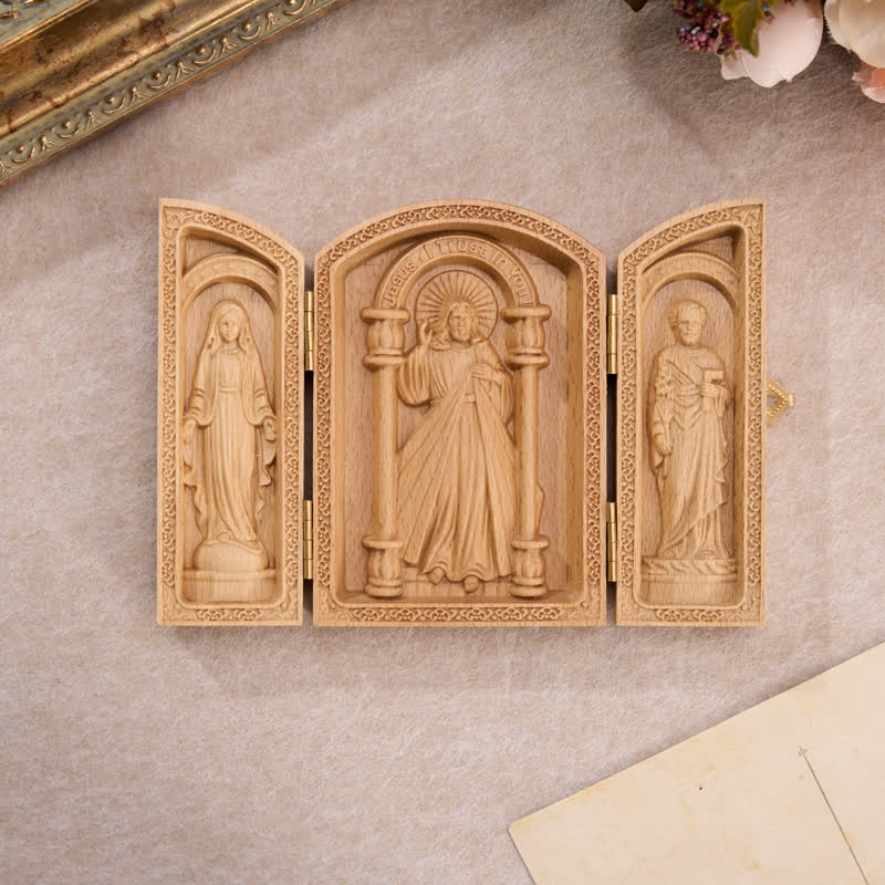 Christianartworkshop Trittico vintage in legno di faggio intagliato con cornice ad arco: segno di dolce e divina consolazione. - image 1