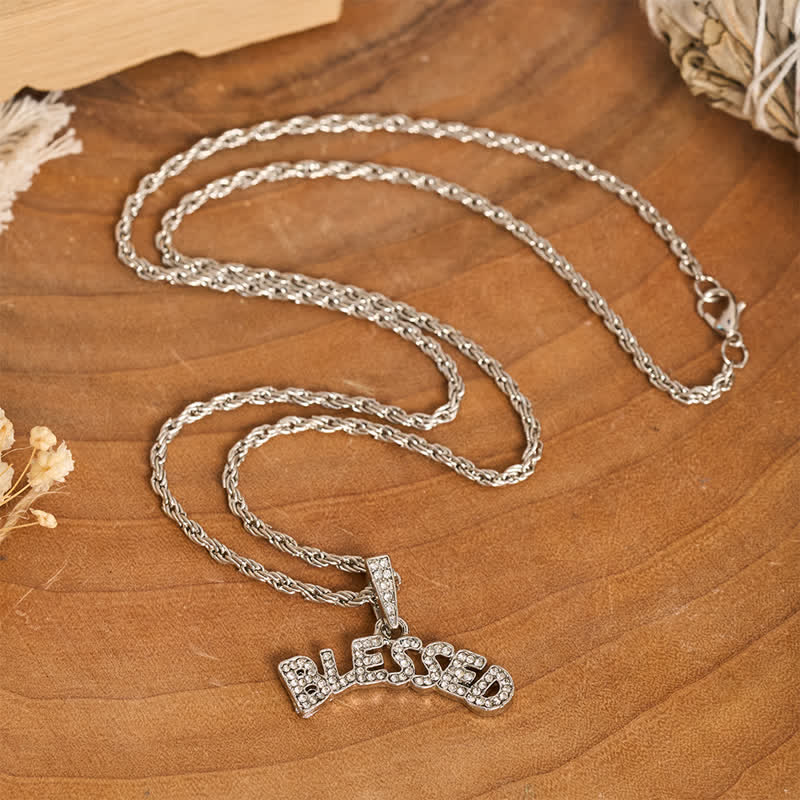 Christianartworkshop Collana con ciondolo "Blessed" in lega scintillante: simbolo di dolce grazia celeste. - image 4