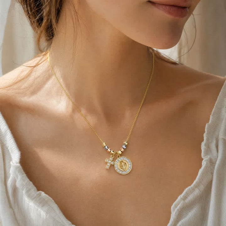 Christianartworkshop Collana con ciondolo a croce di San Benedetto con perline miste: segno di eterna sacra protezione - image 1