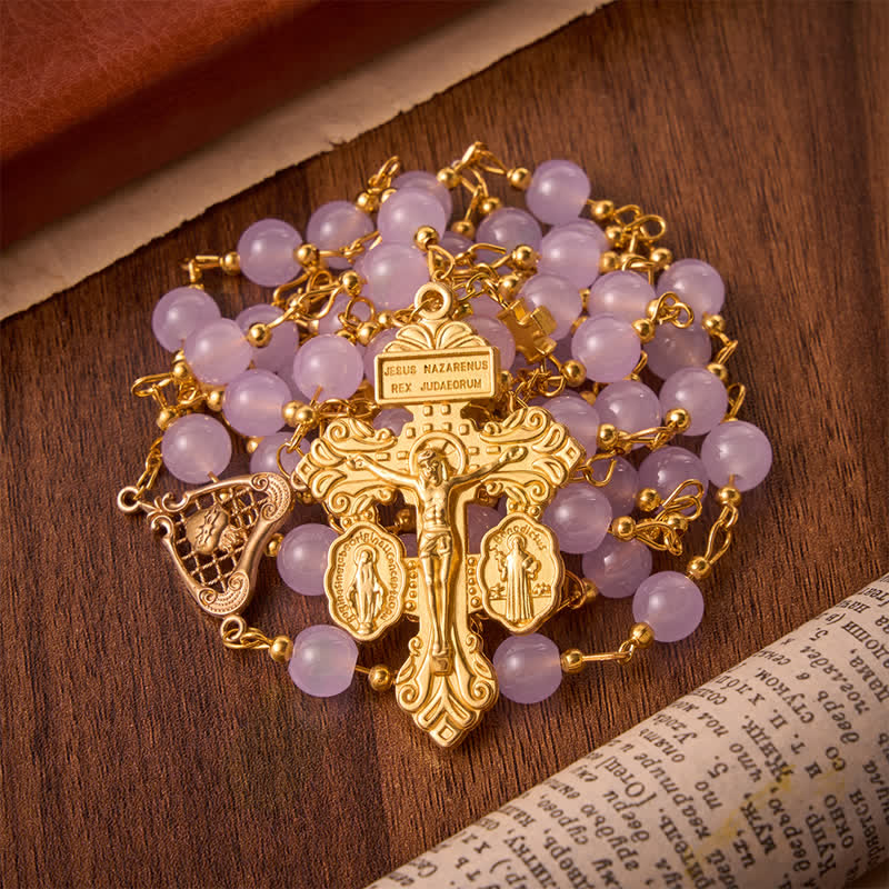 Christianartworkshop Rosario con perle di vetro color lavanda pallido e crocifisso del Sacro Cuore: emblema della dolce misericordia celeste. - Rosario con perline di vetro color lavanda - image 0