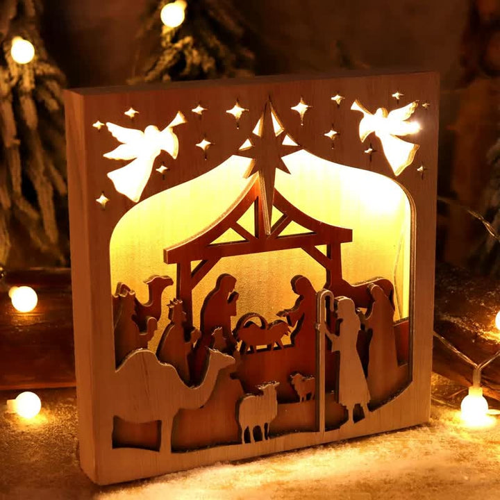 Christianartworkshop Presepe in legno autoportante con teca illuminata: emblema di quieta e divina serenità. - Natività - image 0