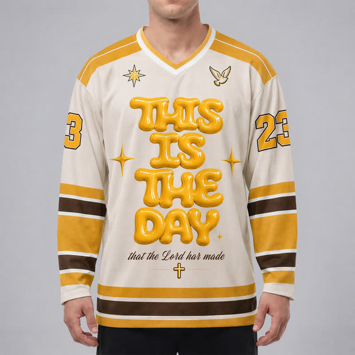 Christianartworkshop Maglia da hockey This Is The Day Puff Print - image 3