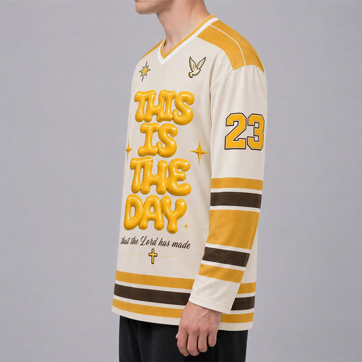 Christianartworkshop Maglia da hockey This Is The Day Puff Print - image 6